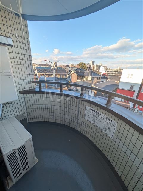 23/30 バルコニー