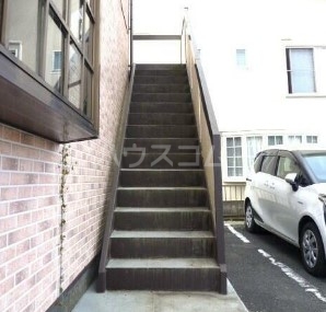 16/22 エントランス