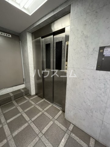 8/8 エントランス