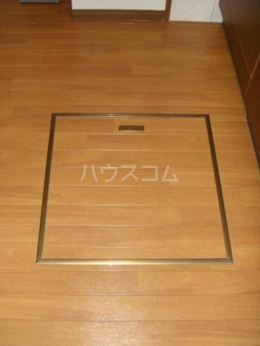 18/27 バルコニー