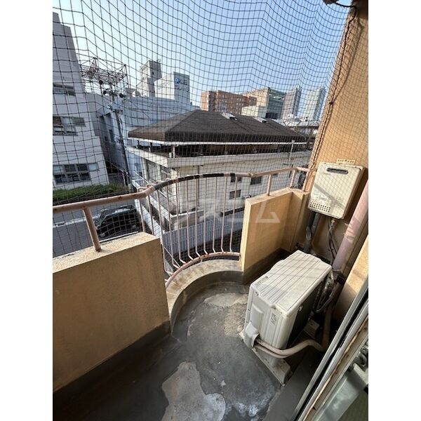 13/20 バルコニー