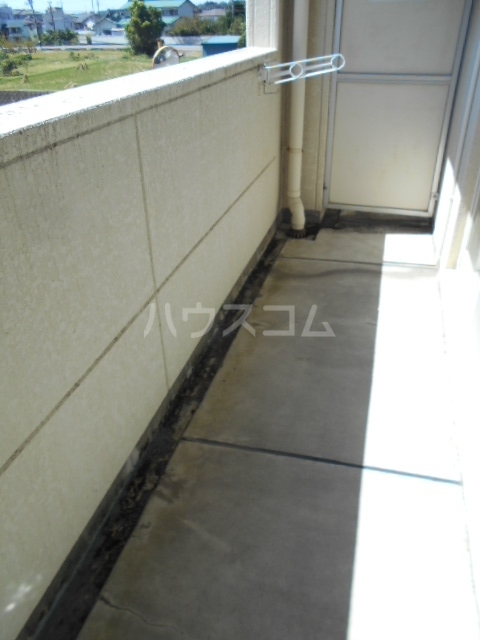 13/17 バルコニー