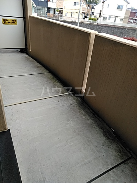 17/28 バルコニー