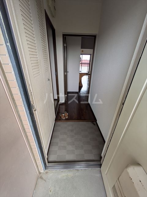 18/30 玄関