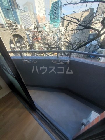 13/20 バルコニー