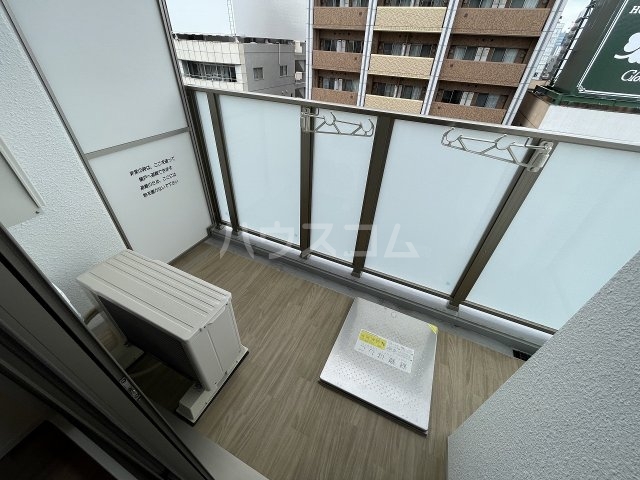 20/30 バルコニー