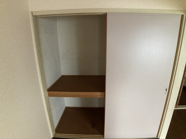 13/30 収納