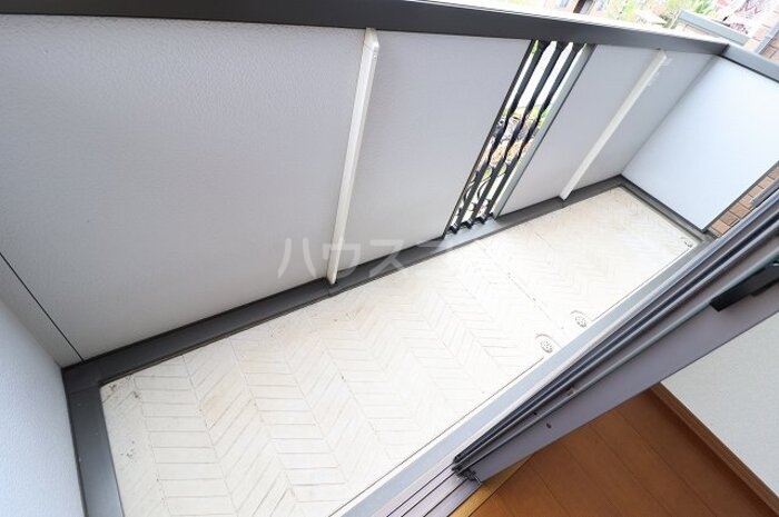 15/23 バルコニー