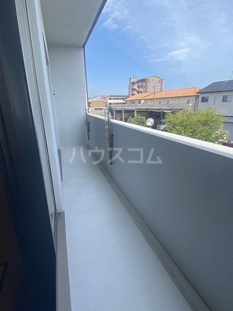 20/30 バルコニー