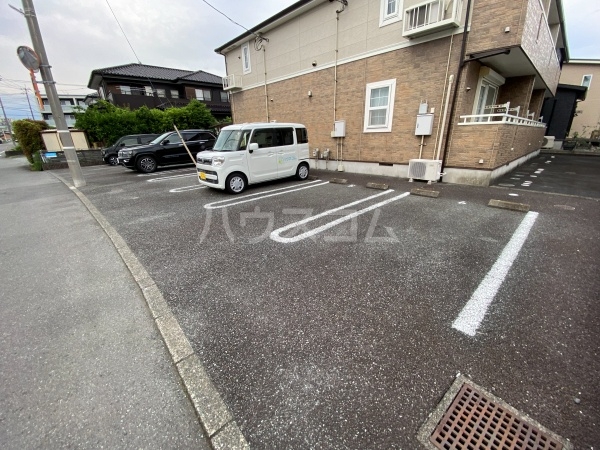 2/6 駐車場