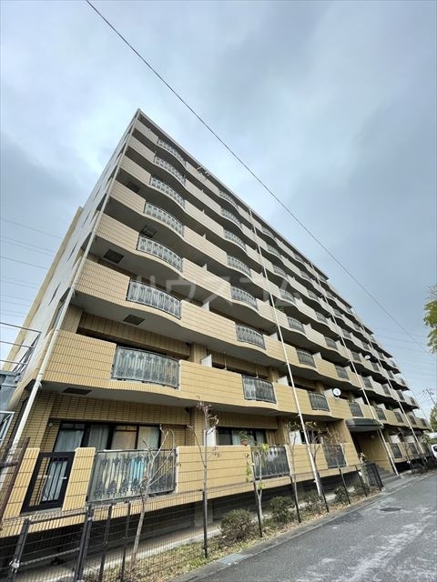 2/4 外観