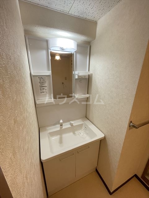 13/30 洗面