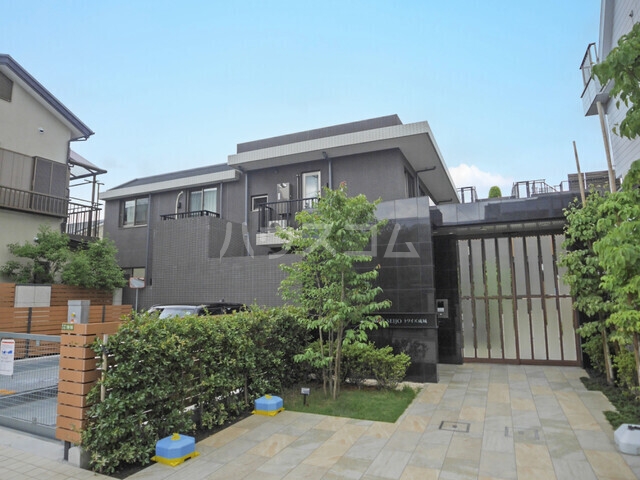 19/29 エントランス