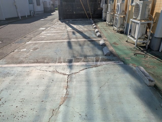 3/6 駐車場