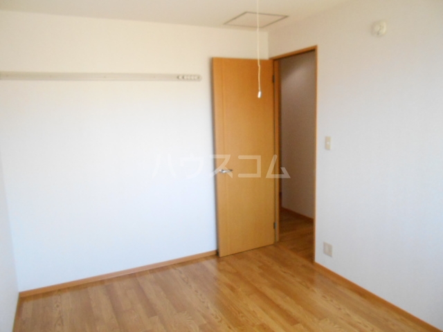 23/30 エントランス