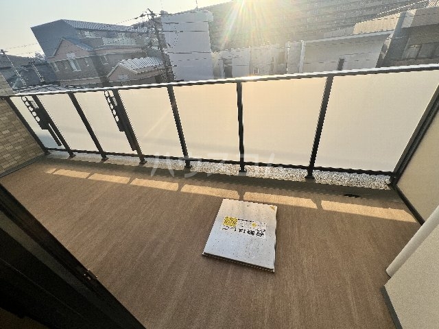 23/30 バルコニー