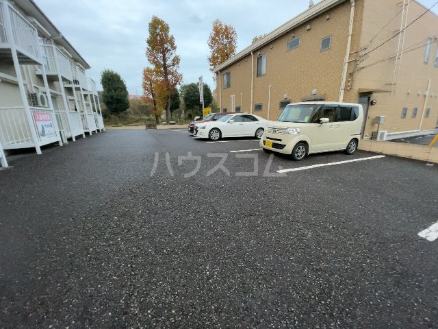 23/25 駐車場