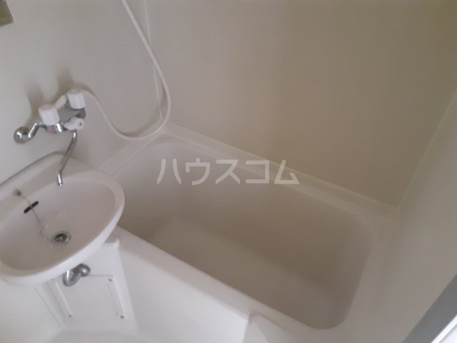 15/30 浴室