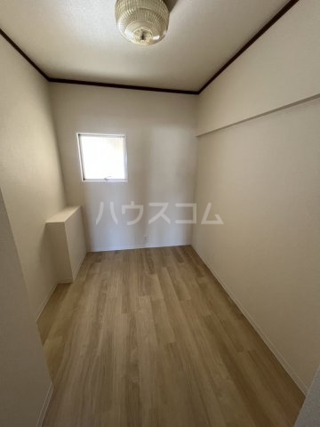 13/30 寝室