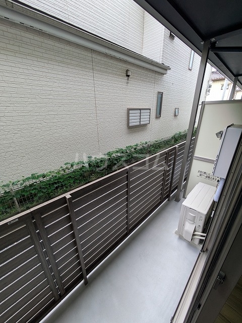 19/30 バルコニー