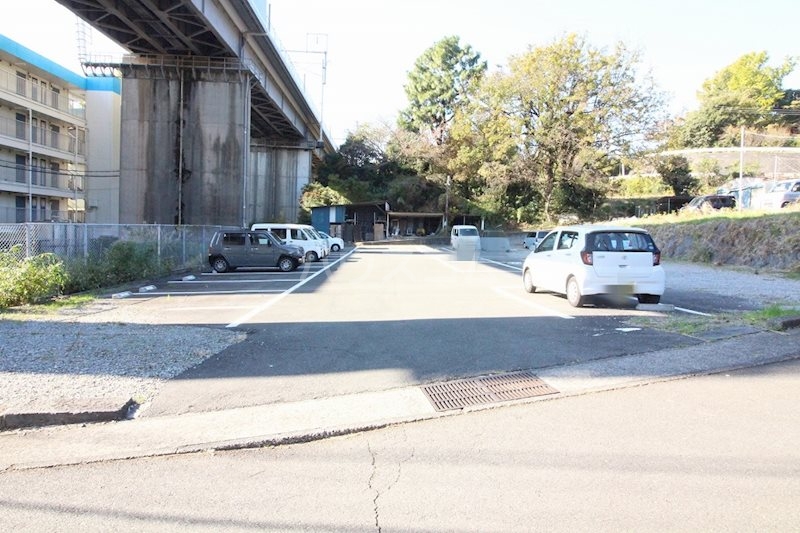 2/4 駐車場