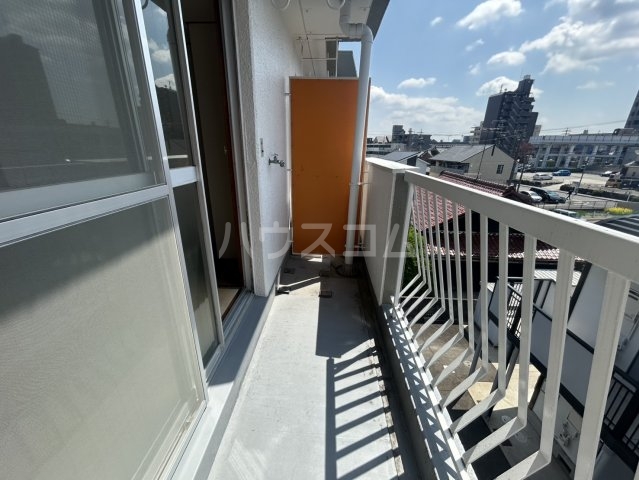 15/23 バルコニー