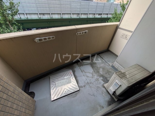 19/30 バルコニー