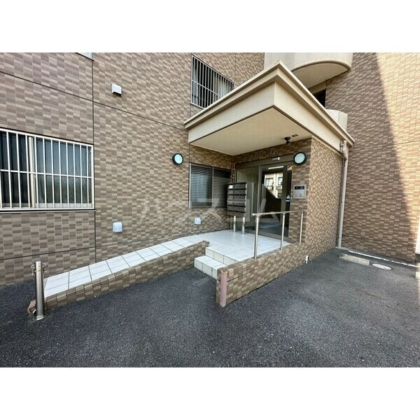 14/24 エントランス