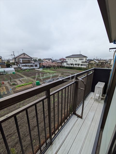 23/30 バルコニー