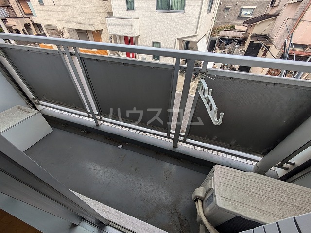 19/30 バルコニー