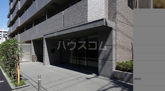 23/27 エントランス