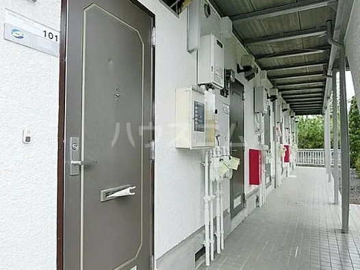 2/13 エントランス