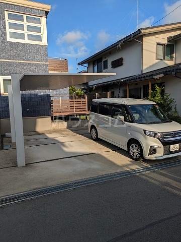 2/3 駐車場