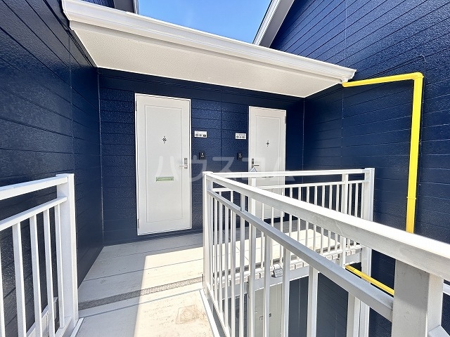 28/30 エントランス