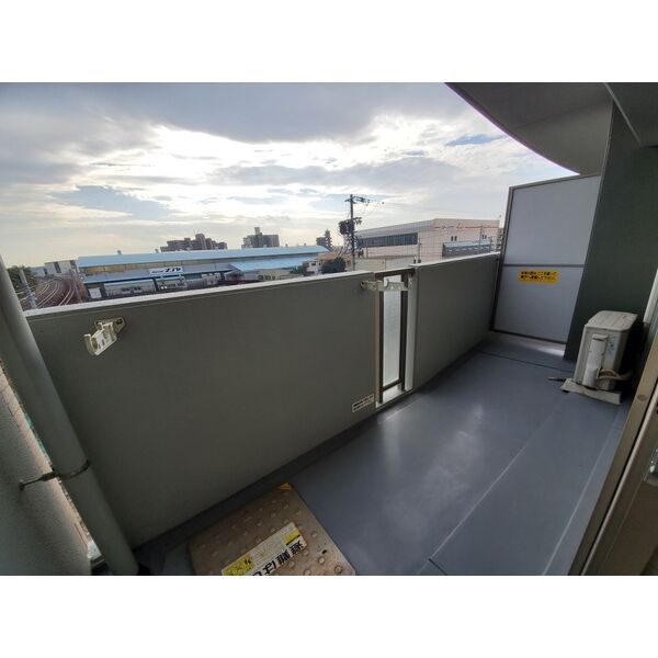 19/30 バルコニー