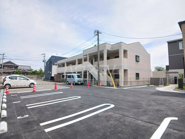 14/20 駐車場