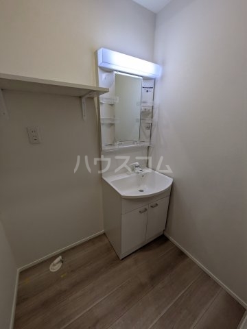 13/30 洗面