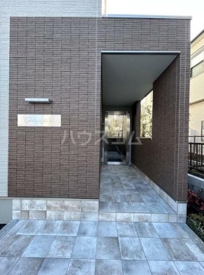 17/27 エントランス