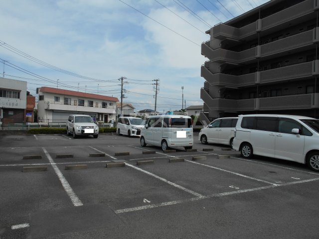 20/22 駐車場