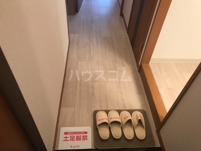 13/30 玄関