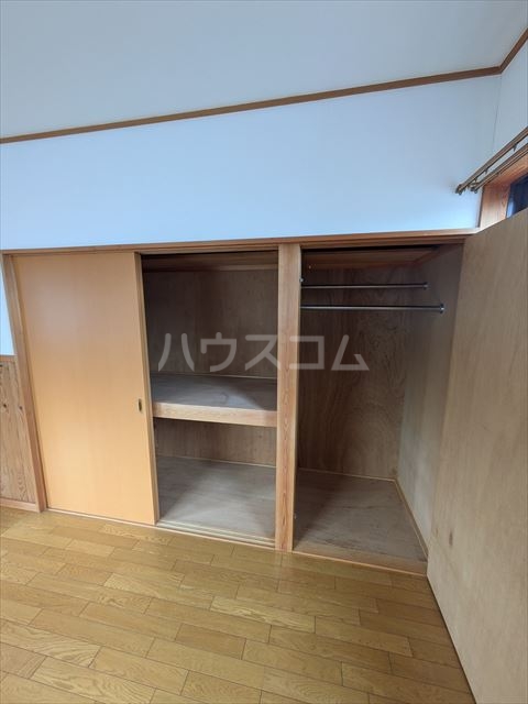 13/30 収納
