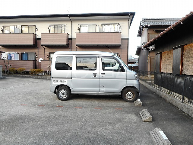 15/23 駐車場