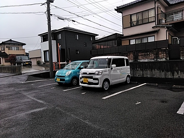 18/21 駐車場