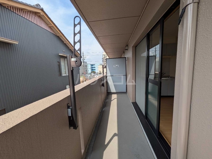 13/22 バルコニー