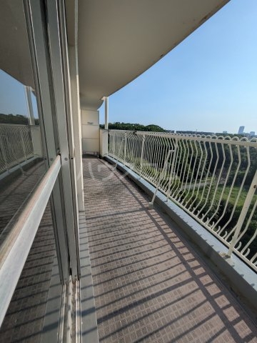 18/28 バルコニー