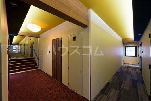 16/26 エントランス