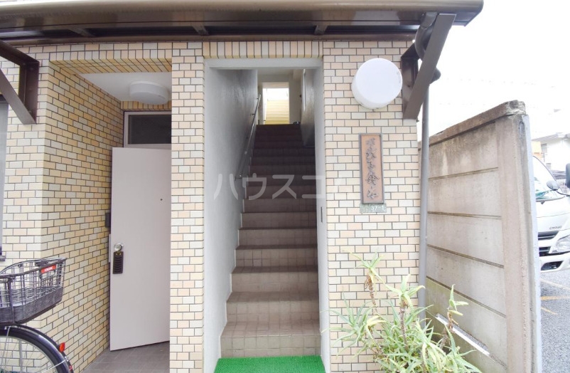 2/11 エントランス