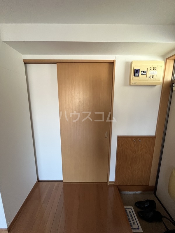 8/22 玄関