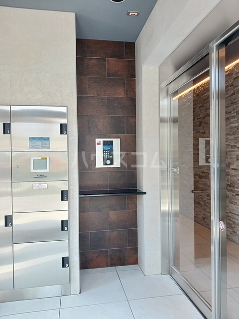 2/14 エントランス