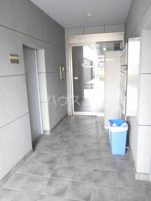 19/21 エントランス